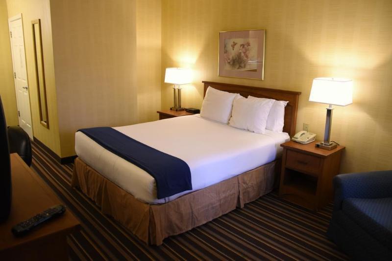 Howard Johnson By Wyndham Middletown Newport Area Buitenkant foto