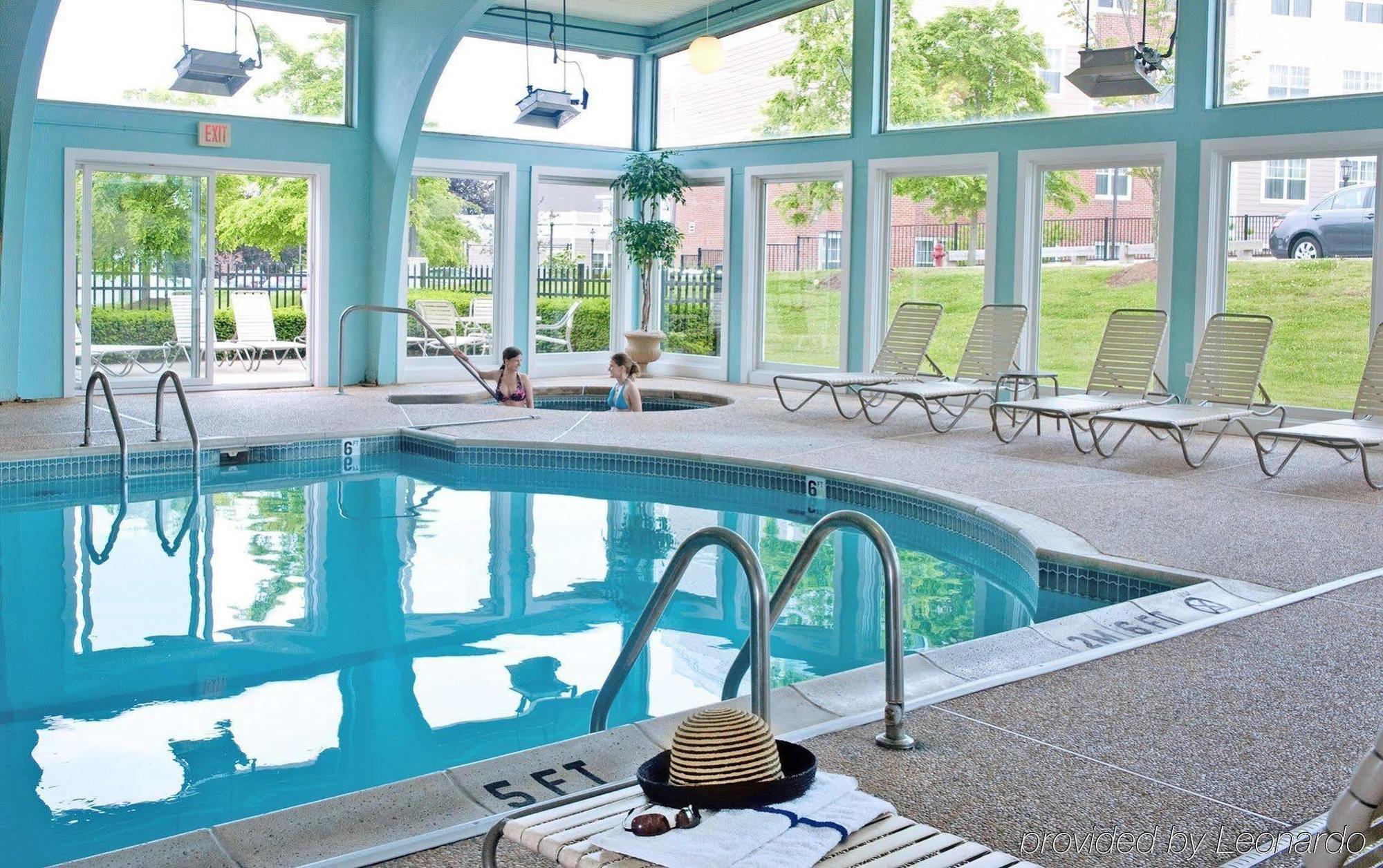 Howard Johnson By Wyndham Middletown Newport Area Buitenkant foto